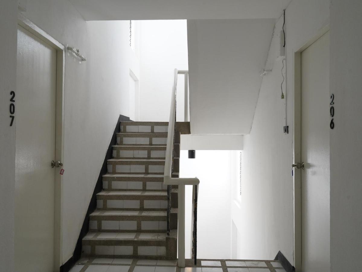 Roomquest It Square Don Mueang Airport 방콕 외부 사진